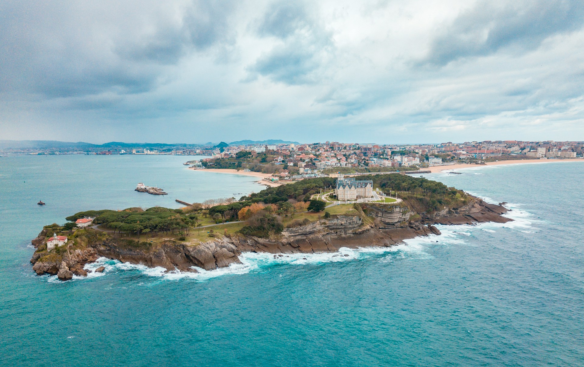 areas de autocaravanas en cantabria - santander