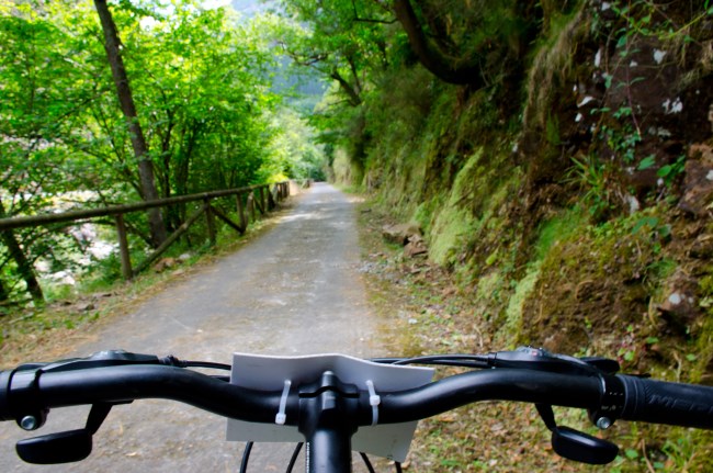 rutas en bici en aurocaravana - Senda del oso en autocaravana