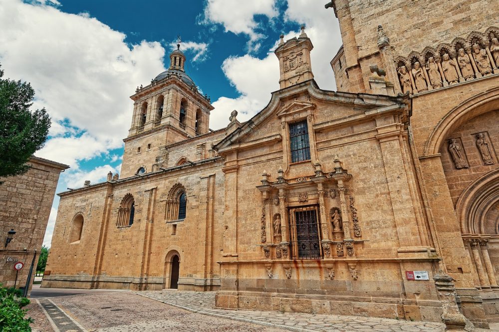 ciudad rodrigo edificio histórico